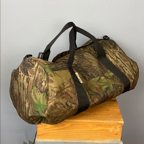 realtree duffle bag